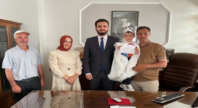 Takılarını Filistin'e bağışladılar