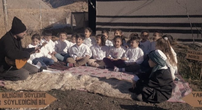 Tarih Yazan Çocuklar Yunus Emre'yi andı