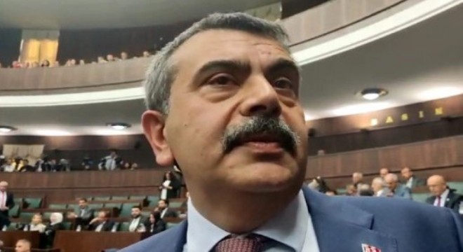 Tekin'den ara tatil açıklaması