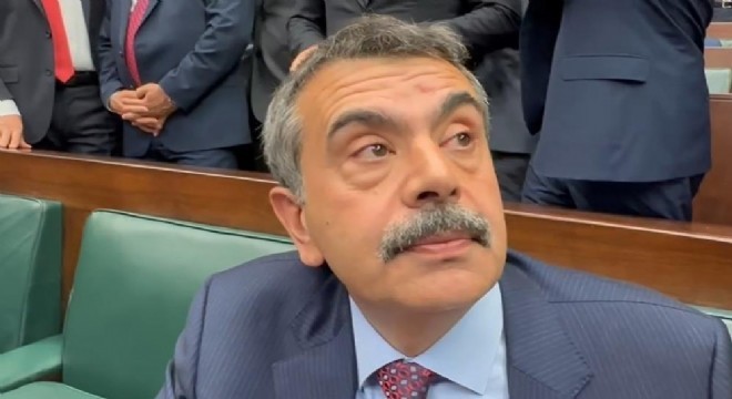 Tekin'den taban maaş açıklaması
