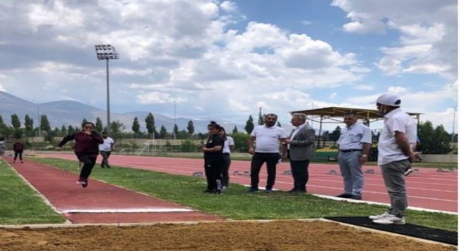 U14'ler bölge birinciliği için koştu