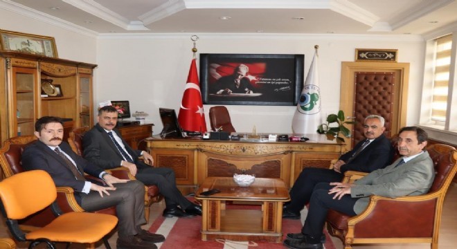 Vali Çiftçi'den Başkan Çelebi'ye ziyaret