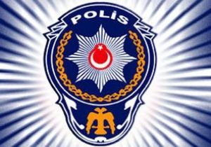 Erzurum'da 3 polis gözaltına alındı