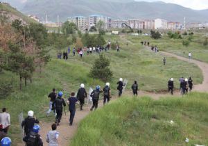 Gözaltına alınan öğrenciler serbest bırakıldı