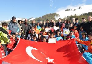 Her şey, ‘Onların Yüzü Gülsün Diye..'