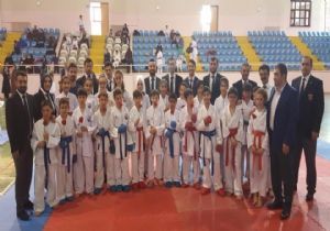 Karate Ligi'nde heyecan kasırgası