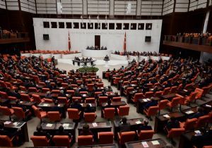 Davutoğlu: '‘Mazlumlarla hareket edeceğiz''