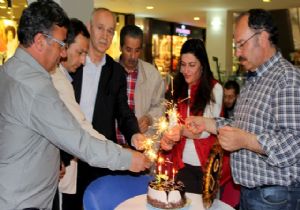 'Erzurum Gazetecileri'nin şefine 35'inci yıl sürprizi