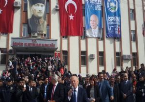 Sekmen, ‘Güçlü olmak zorundayız'