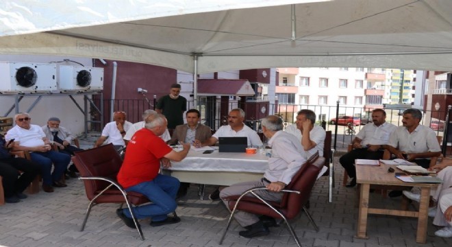 Çelebi Oltuluların nabzını tuttu