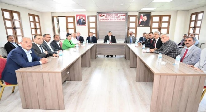 Çiftçi muhtarlarla istişare etti