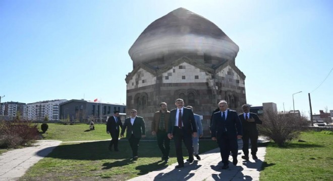 Çiftçi'ye Üçkümbetler brifingi