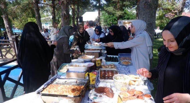 Çölyak hastaları piknikte buluştu