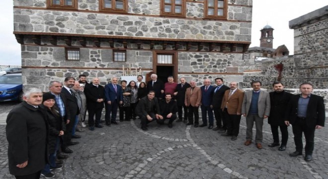 Öz, Kent Konseyi'ni ziyaret etti