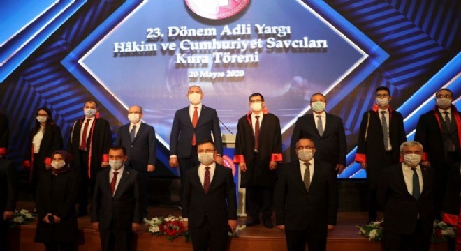 ‘Adalet evraklardan ibaret değildir'