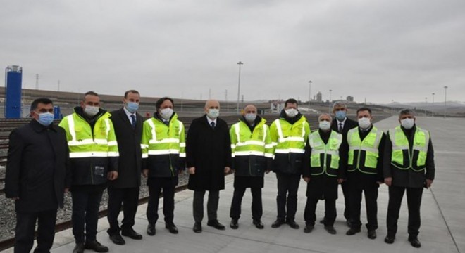 ‘Bölünmüş yol ağını 28 bin kilometreye çıkardık'