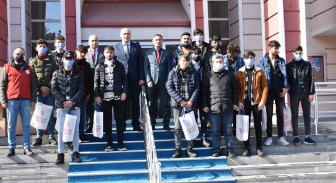 ‘Merkezim Her Yerde' gençlerin hizmetinde