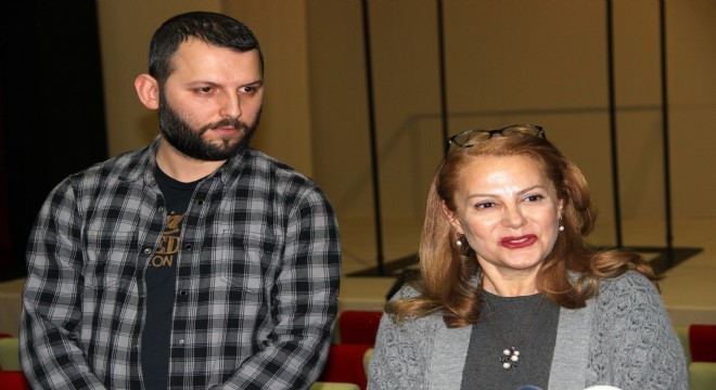 “Dış Ses” 18 Ocak'ta seyirciyle buluşuyor