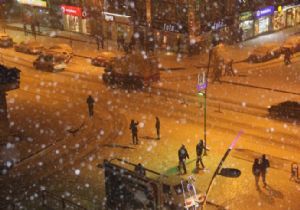 Erzurum'da beyaz uyanış
