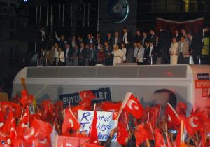 Erdoğan'a coşkulu karşılama