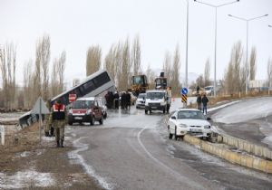 Buzlanma kazalara yol açtı