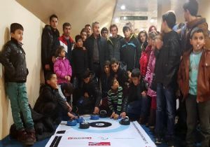 Sevgi Evleri'nde Buzda Yeşeren Hayatlar