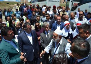 Ahıska Türklerine görkemli karşılama