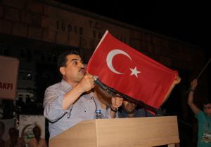 ‘Allah bellerini doğrultmasın'