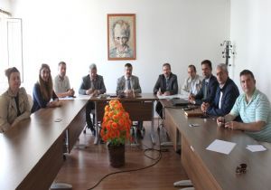Ada öksüz ve yetimleri sevindirdi