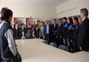 Şehit polislere vefa