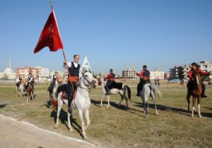 Cirit gösterisi yoğun ilgi gördü