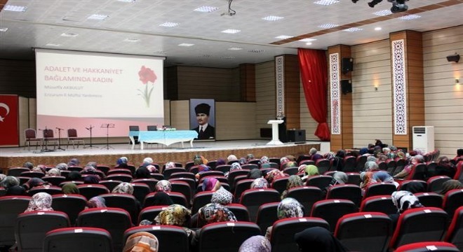 Akbulut, ‘Adalet ve Hakkaniyet Bağlamında Kadın'ı anlattı
