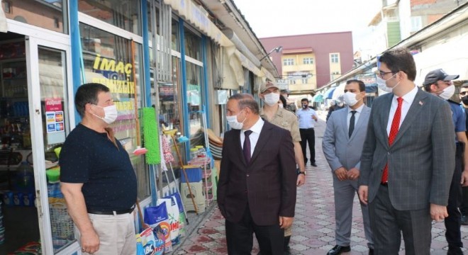 Aşkale'de maske ve sosyal mesafe denetimi
