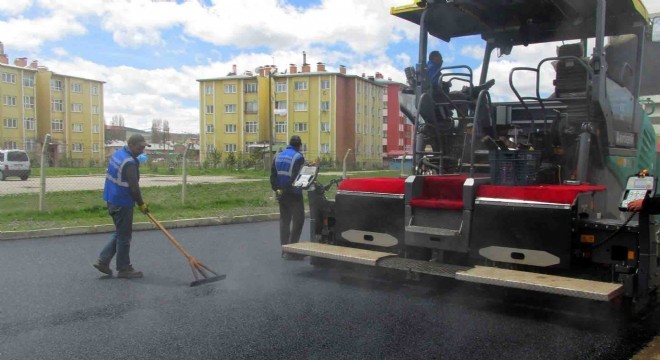 Büyükşehir'den asfaltlama rekoru