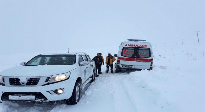 Doğu'da 700 köy yolu ulaşıma kapandı