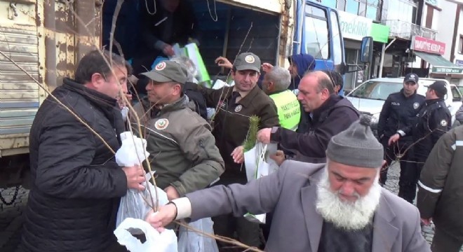 Erzurum OBM'den fidanlı kandil kutlaması