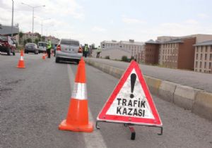 Erzurum Soğucak'ta trafik kazası: 4 yaralı