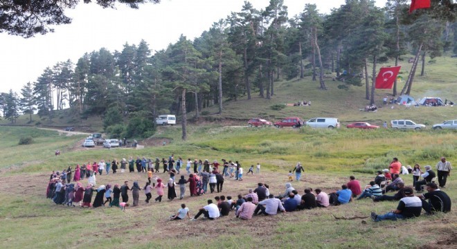 Güllüceliler Carmek Yaylası'nda buluştu