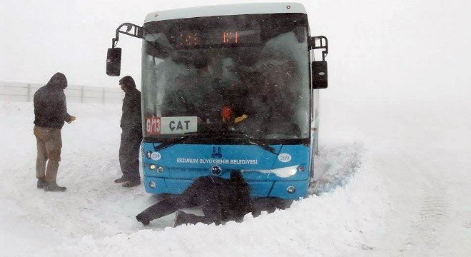 Hastalar snowtracklarla kurtarıldı
