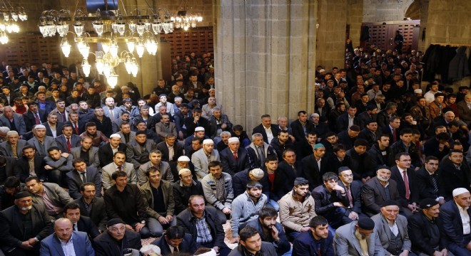 Hatimle teravih namazı kılınacak camiler açıklandı