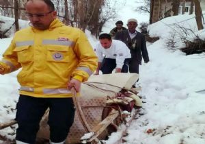 Kızakla hayat kurtarma operasyonu