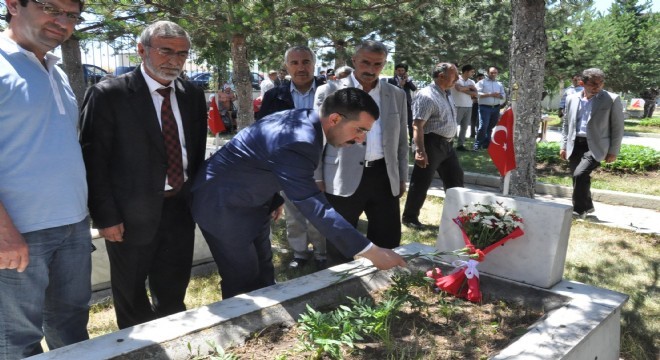 Kars'ta milli irade şehitler için buluştu