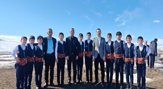 Kaymakam Oğuztürk'ten şampiyon ekibe tebrik