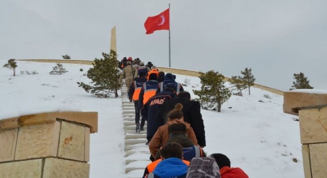 Kop Şehitlerine vefa