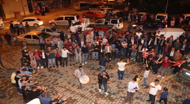 Oltu'da AK Parti coşkusu