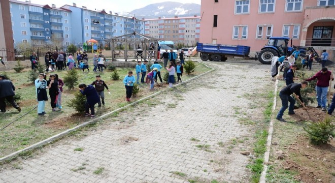 Palandöken'de ağaçlandırma seferberliği