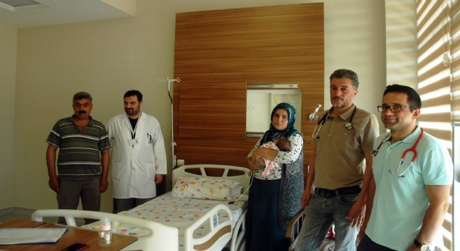 Rabia bebek için Erzurum'dan doktor götürüldü