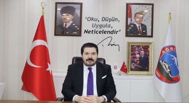 Sayan'dan Babacan'a tepki