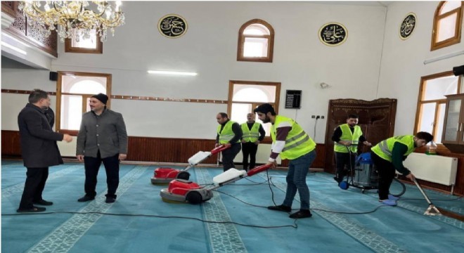 Yakutiye'de camiler Ramazan'a hazırlanıyor