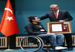 Erzurumlu Gazilere Devlet Övünç Madalyası